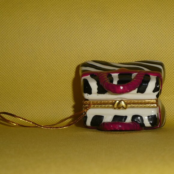 Porcelain Purse Zebra Print Ornament & Trinket Box - Picture 4 of 9
